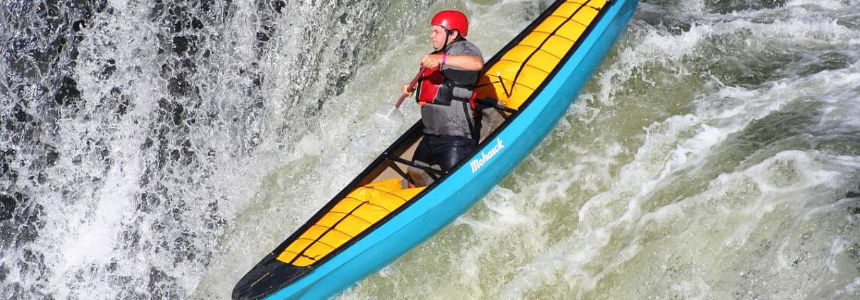 person experiecing kayaking